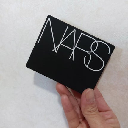 ライトリフレクティング プリズマティックパウダー/NARS/プレストパウダーを使ったクチコミ(5枚目)