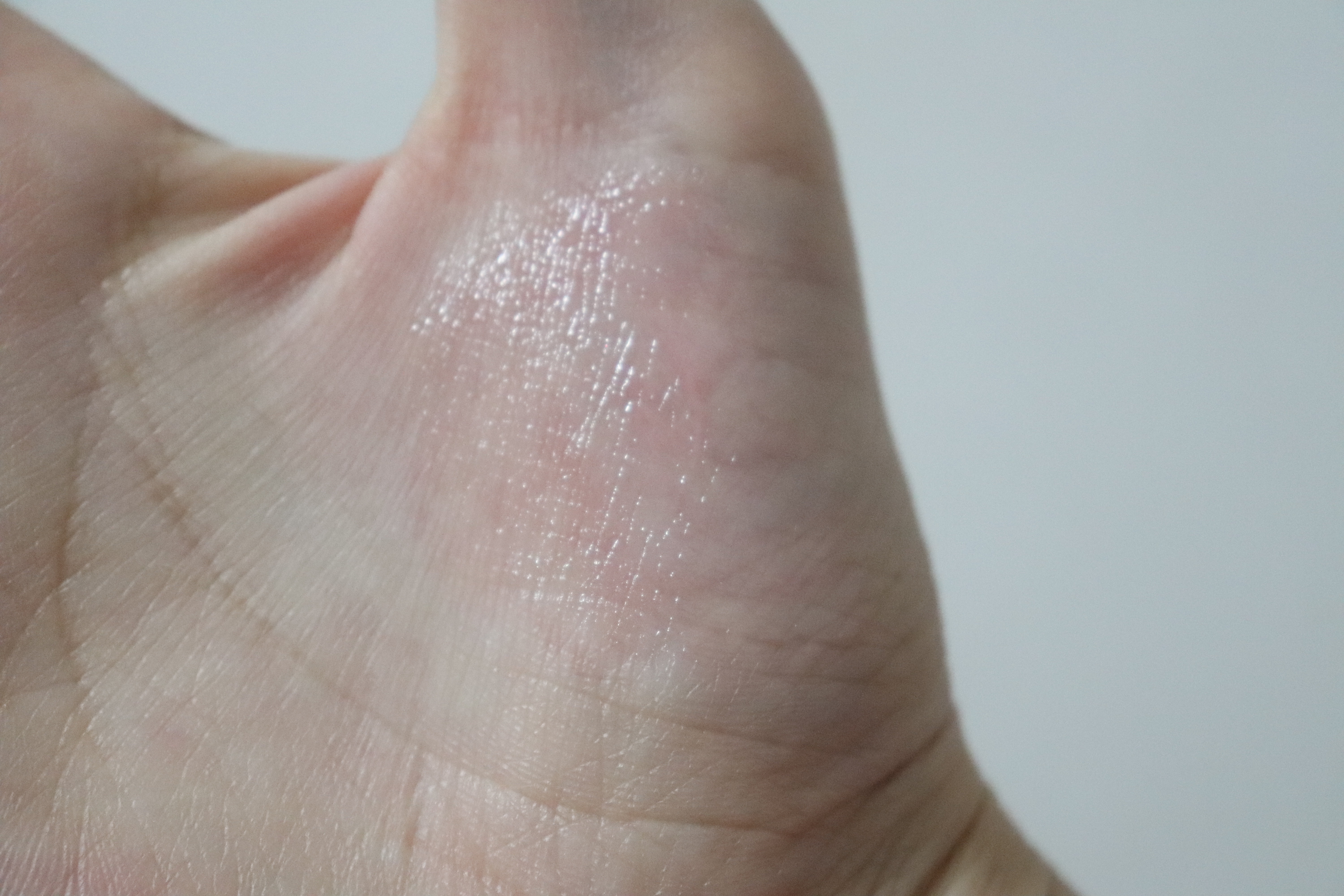 ウォーターリップ ほんのり色つき ピーチゴールド/メンソレータム/リップクリームを使ったクチコミ（3枚目）