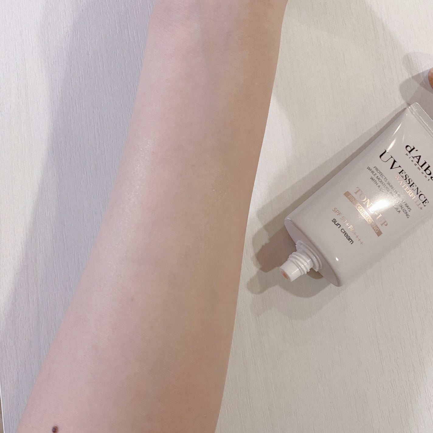 ウォータフルトーンアップサンクリーム/ダルバ/日焼け止めクリームを使ったクチコミ(4枚目)