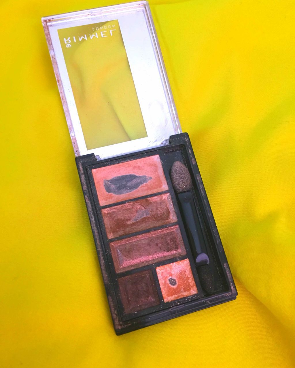 ショコラスウィート アイズ/リンメル ロンドン/アイシャドウパレットを使ったクチコミ（2枚目）