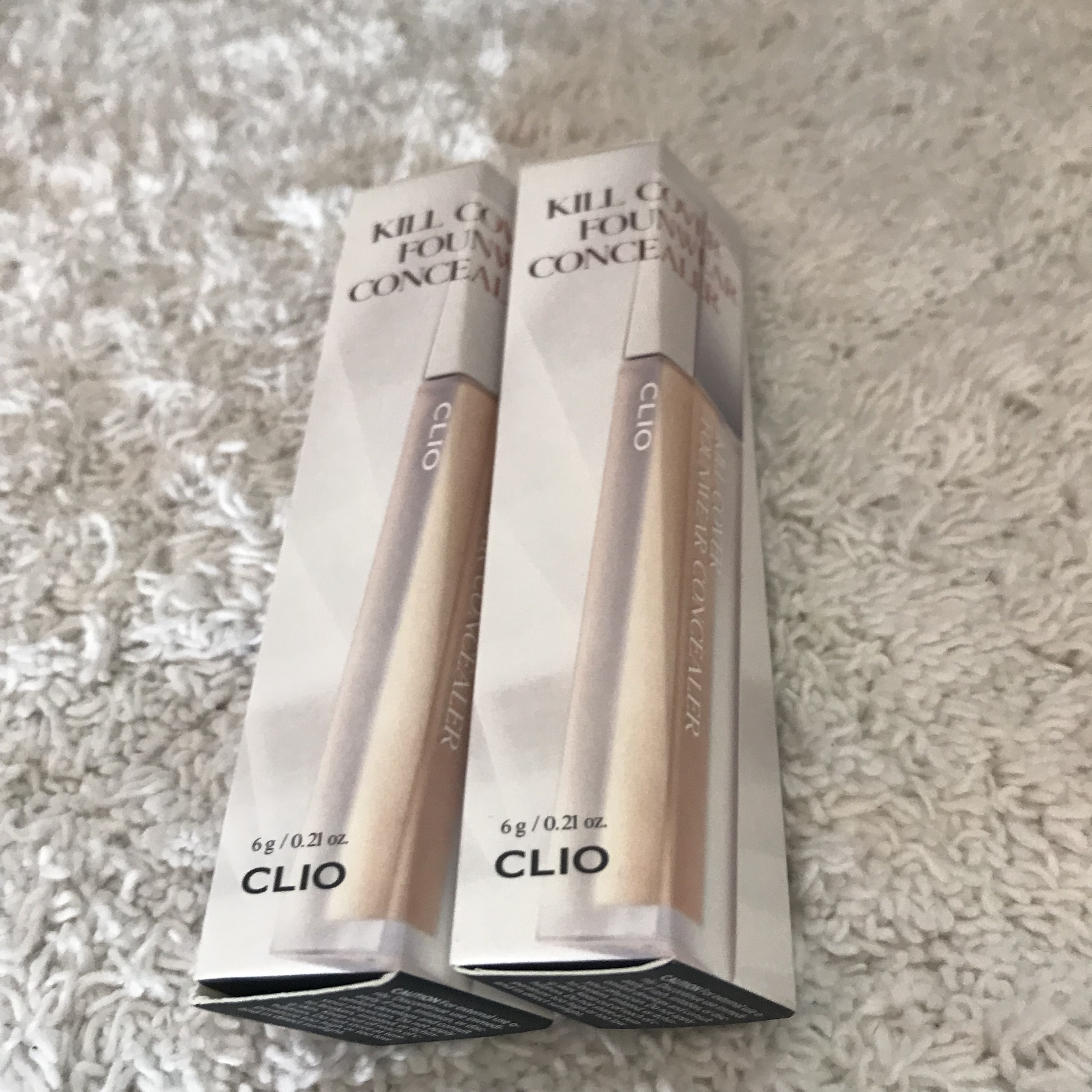キルカバーファンウェアコンシーラー/CLIO/リキッドコンシーラーを使ったクチコミ（2枚目）