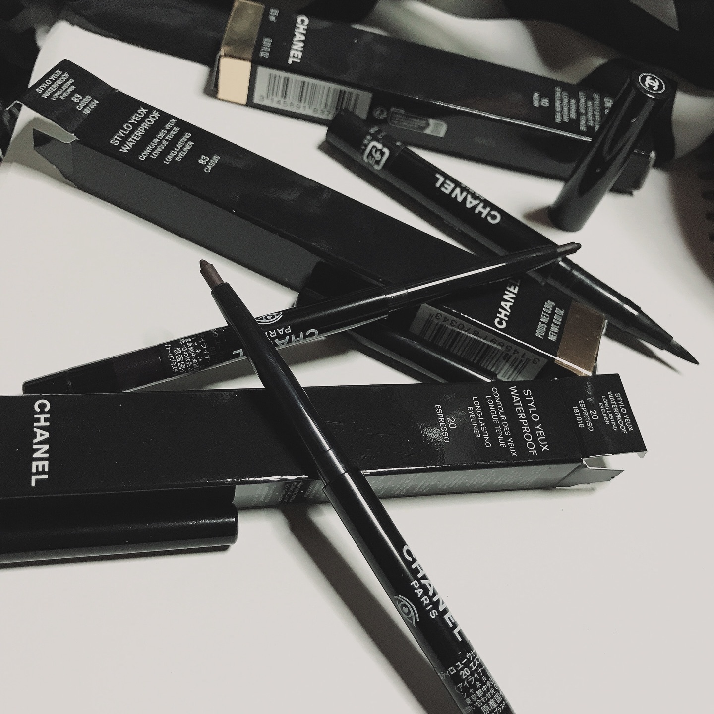 スティロ ユー ウォータープルーフ N 83 カシス/CHANEL/ペンシルアイライナーを使ったクチコミ（1枚目）