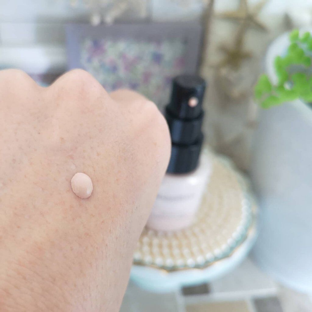 ドラマティックエッセンスリキッド/マキアージュ/リキッドファンデーションを使ったクチコミ（2枚目）