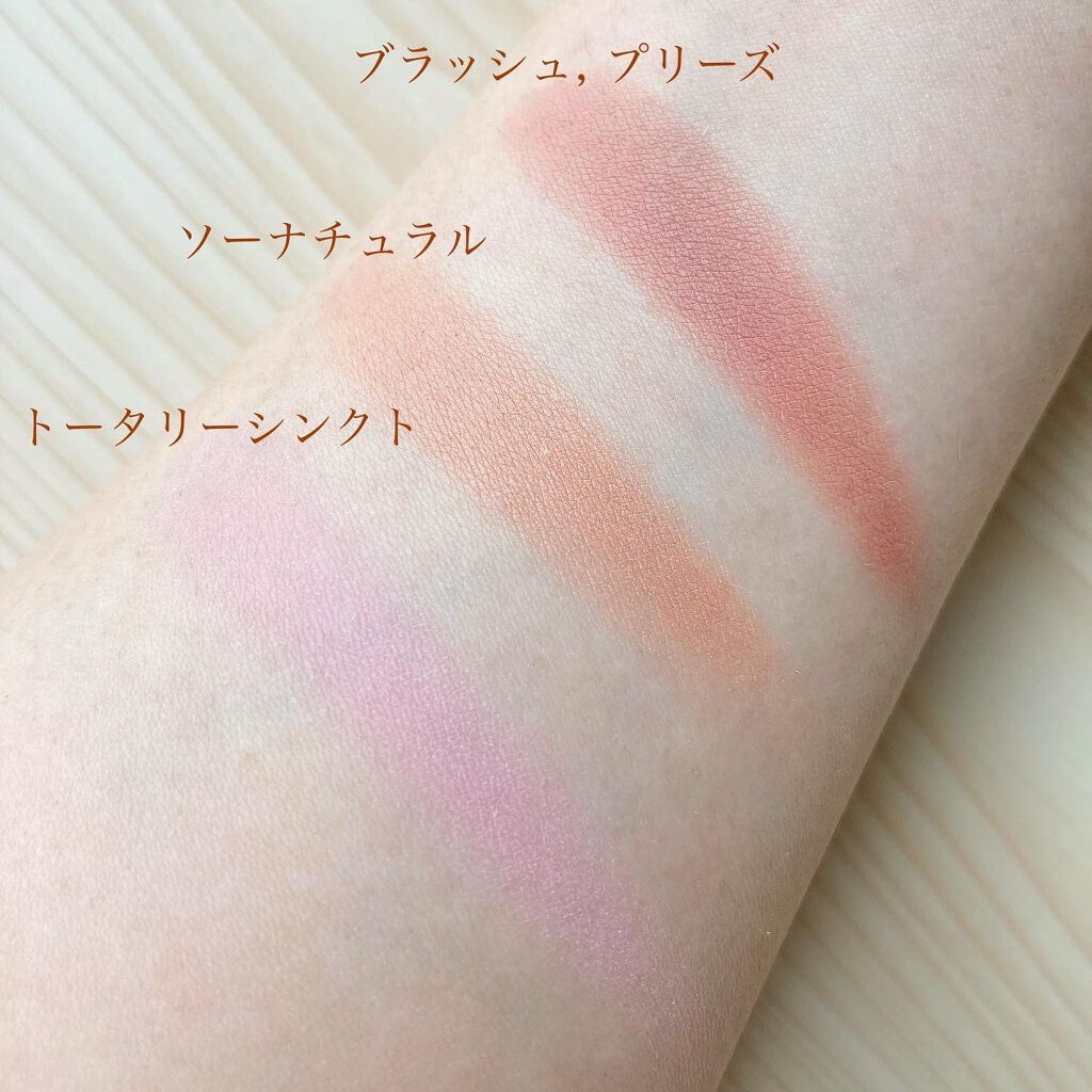 Ryoko on LIPS 「\何個でも集めたくなるチーク♡/♡#MAC#macグロープレイ..」(5枚目)