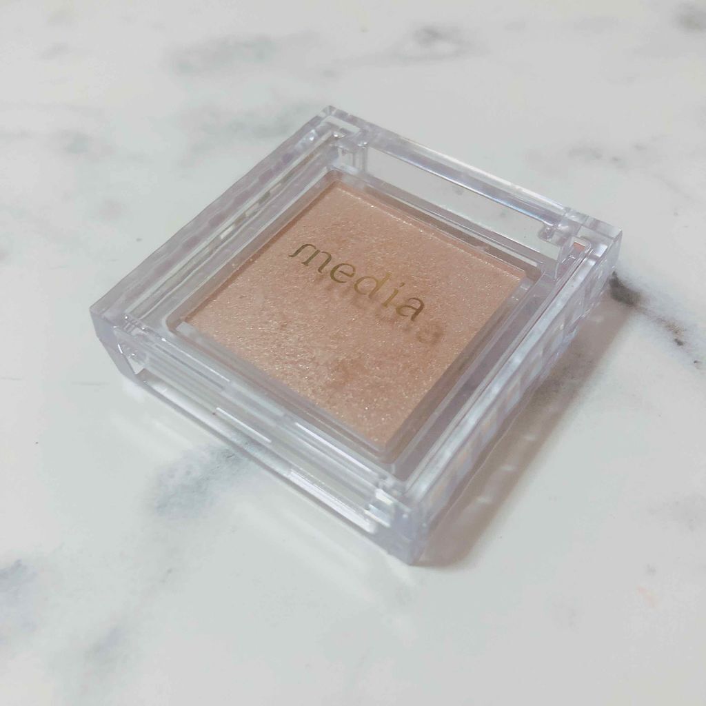 ブライトアップアイシャドウ/media/単色アイシャドウを使ったクチコミ（1枚目）