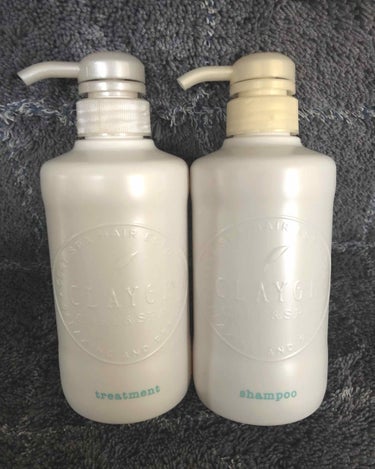 CLAYGE 『クレージュ』

Sシリーズ
シャンプー・トリートメント

各500ml   1400円＋税


葉山潤奈さんがオススメしていた
CLAYGEを購入してみました。

シャンプーは泡立ちも良