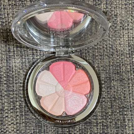 ジルスチュアート クリスタルブルーム ブルーム ミックスブラッシュ コンパクト/JILL STUART/パウダーチークを使ったクチコミ(2枚目)