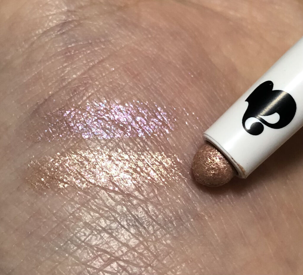 プリティー イージーグリッタースティック N°8 ヌーディーモーン/unleashia/グリッターを使ったクチコミ（3枚目）