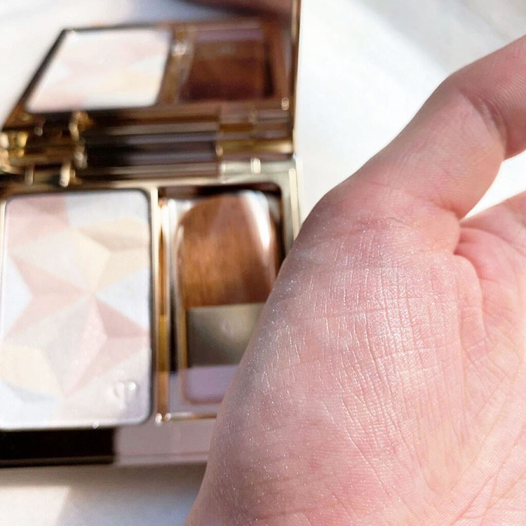 クレ・ド・ポー ボーテ レオスールデクラ/クレ・ド・ポー ボーテ/パウダーハイライトを使ったクチコミ(7枚目)