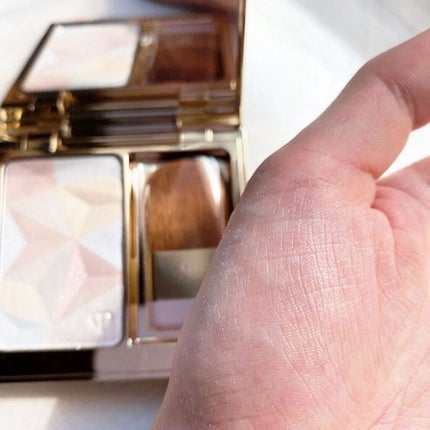 クレ・ド・ポー ボーテ レオスールデクラ/クレ・ド・ポー ボーテ/パウダーハイライトを使ったクチコミ(7枚目)