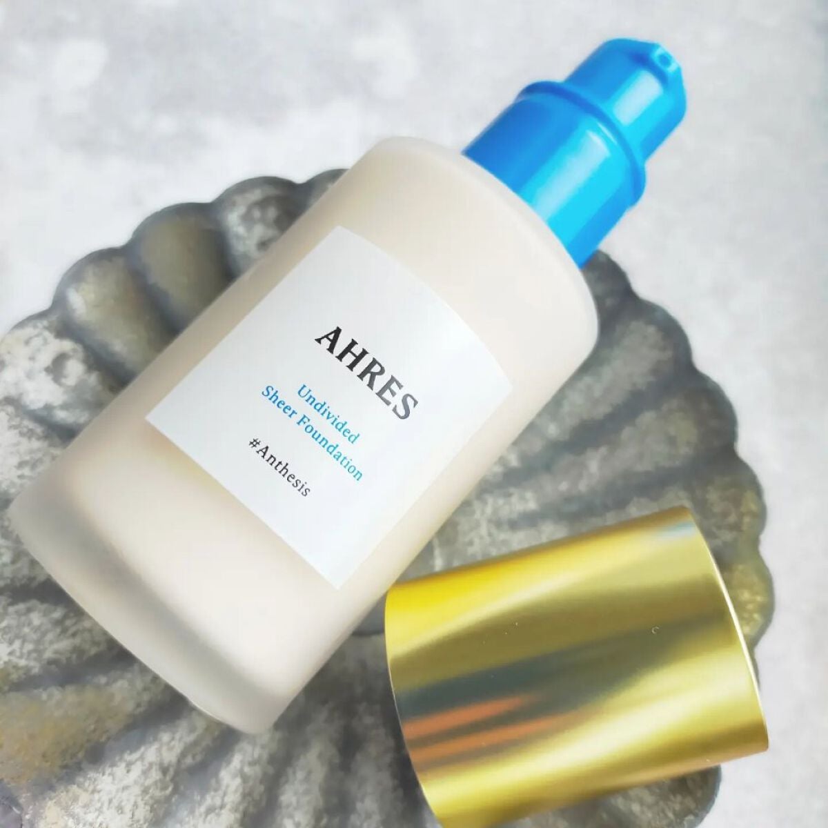 アンディヴァイデッド シアーファンデーション/アーレス/リキッドファンデーションを使ったクチコミ(3枚目)