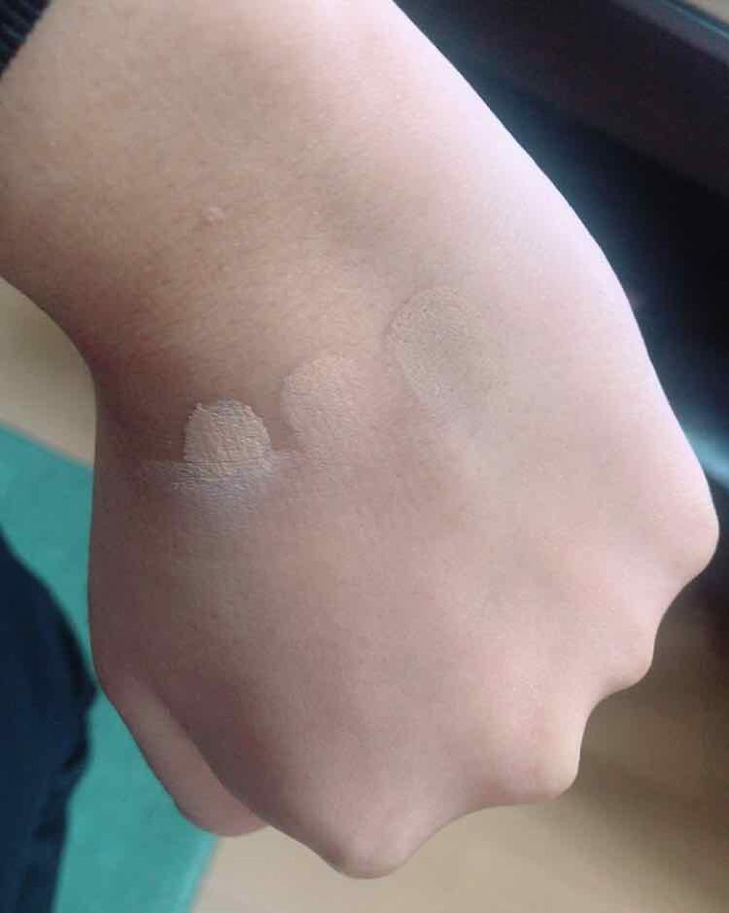 カラーミキシングコンシーラー 02 ナチュラルベージュ/キャンメイク/パレットコンシーラーを使ったクチコミ（2枚目）