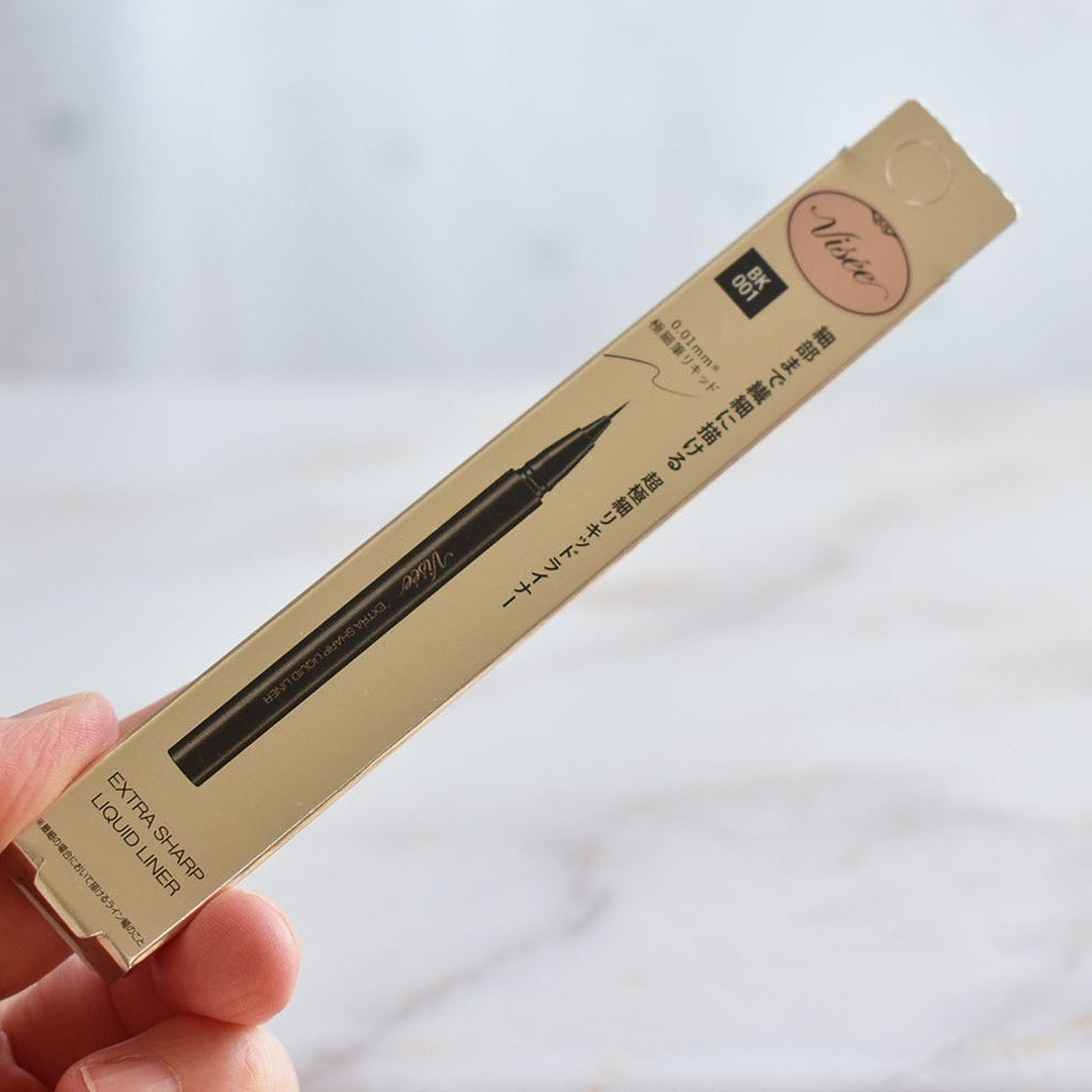 エクストラシャープ リキッドライナー BK001 ブラック/Visée/リキッドアイライナーを使ったクチコミ（2枚目）