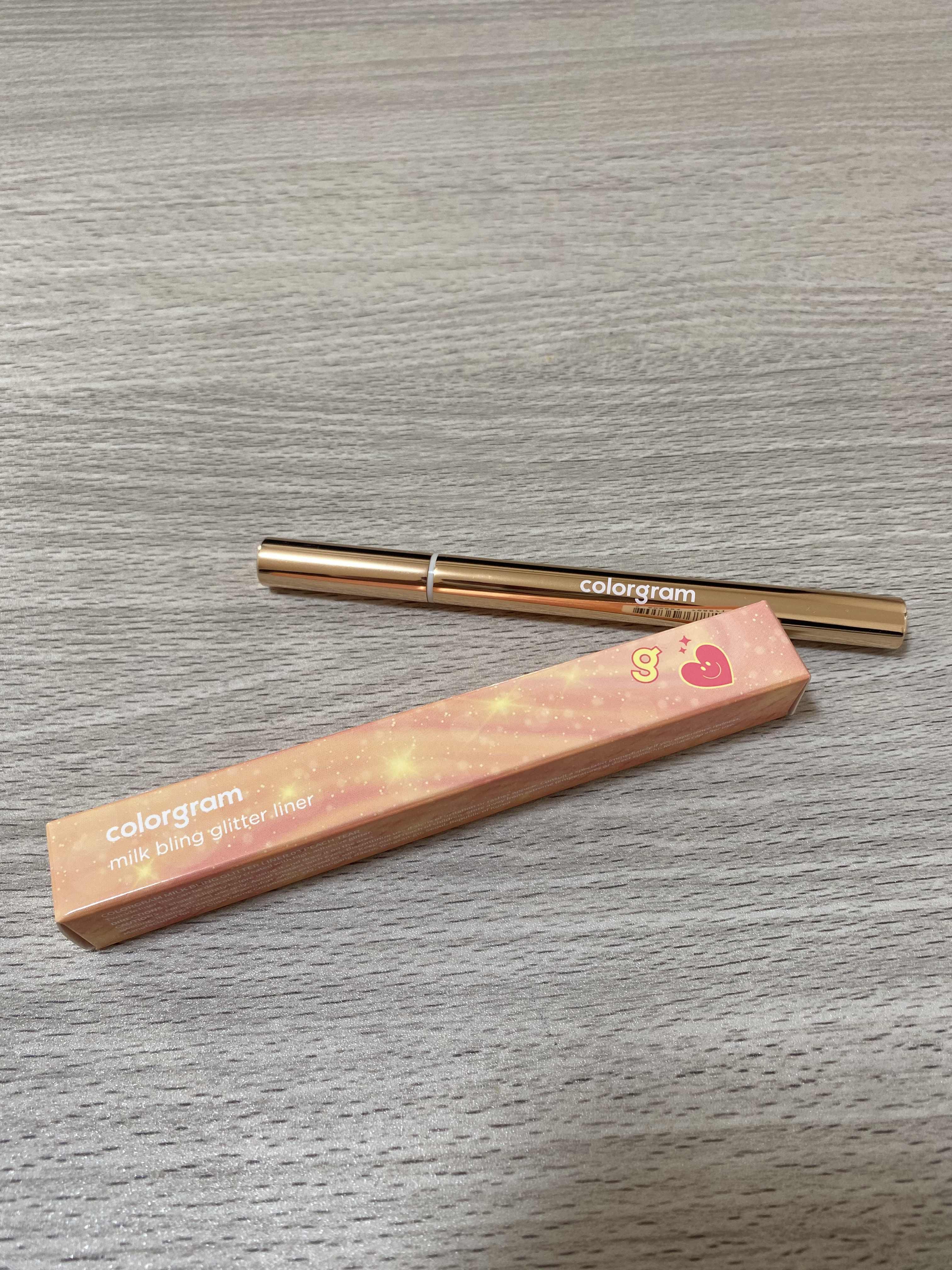 ミルクブリングリッターライナー/Colorgram/リキッドアイライナーを使ったクチコミ（1枚目）