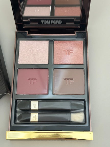 アイ カラー クォード 02S ローズ ベール / TOM FORD BEAUTY アイ カラー クォード 02S ローズ ベール / TOM FORD BEAUTY