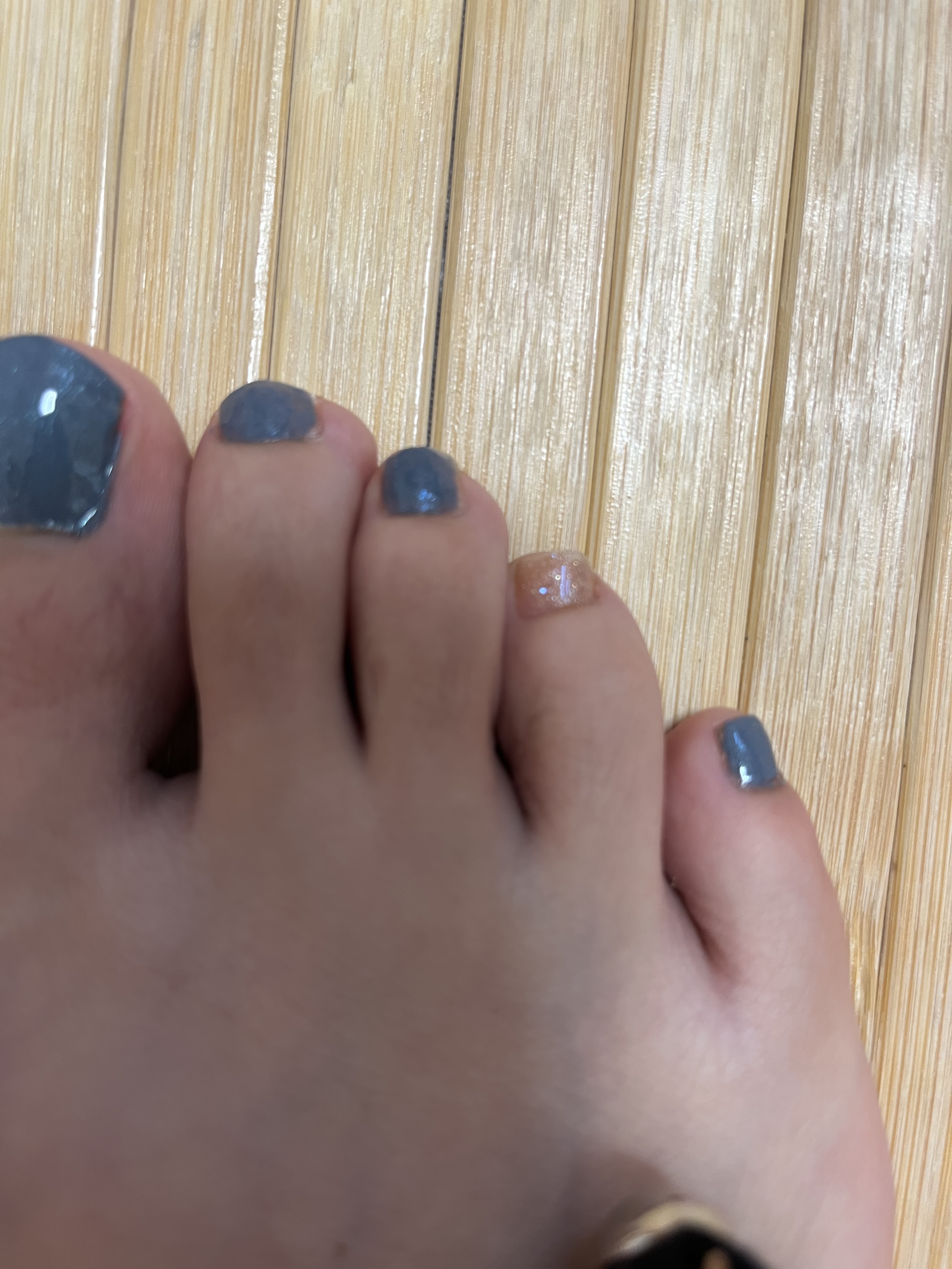 カラフルネイルズ N83 ムーンレイ/キャンメイク/マニキュアを使ったクチコミ（3枚目）