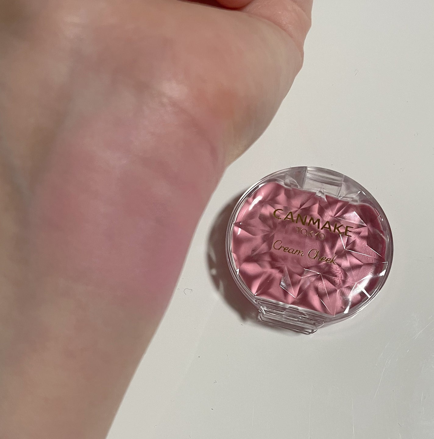 クリームチーク/キャンメイク/ジェル・クリームチークを使ったクチコミ(2枚目)