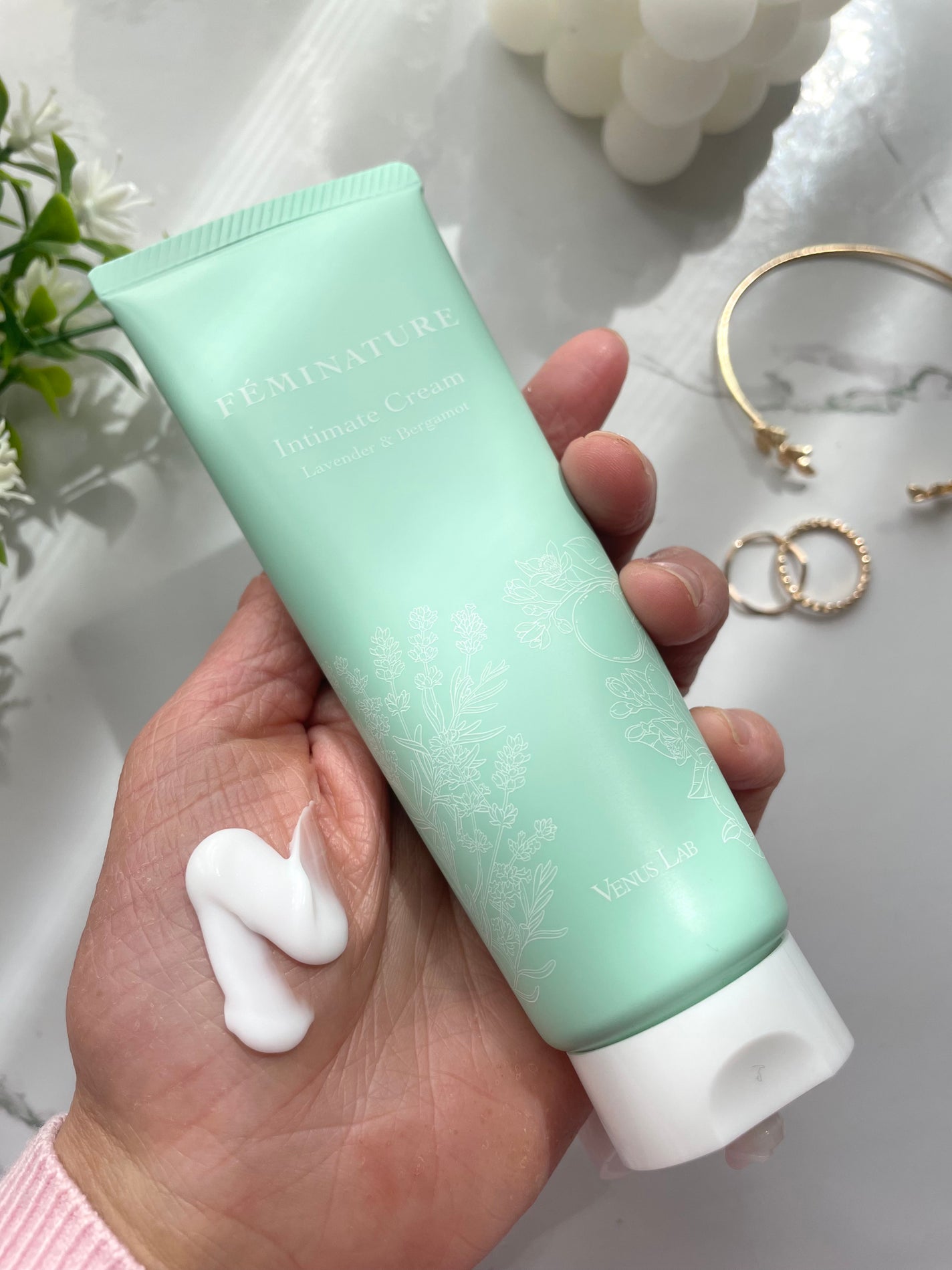 フェミナチュールインティメイトクリーム/ヴィーナスラボ/デリケートゾーンケアを使ったクチコミ(3枚目)