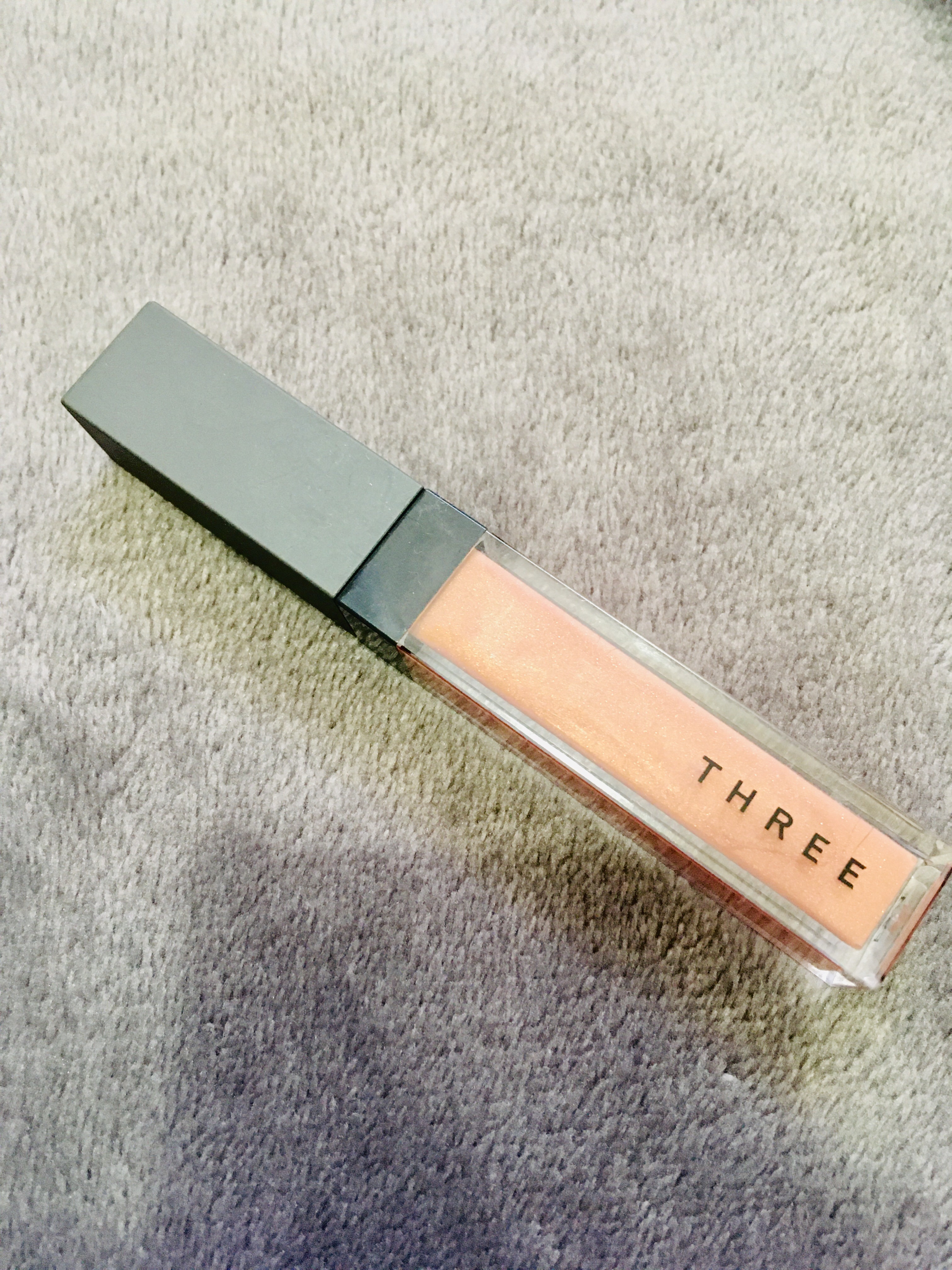 シマリング リップジャム 23 SENTIMENTAL LADY/THREE/リップグロスを使ったクチコミ（1枚目）