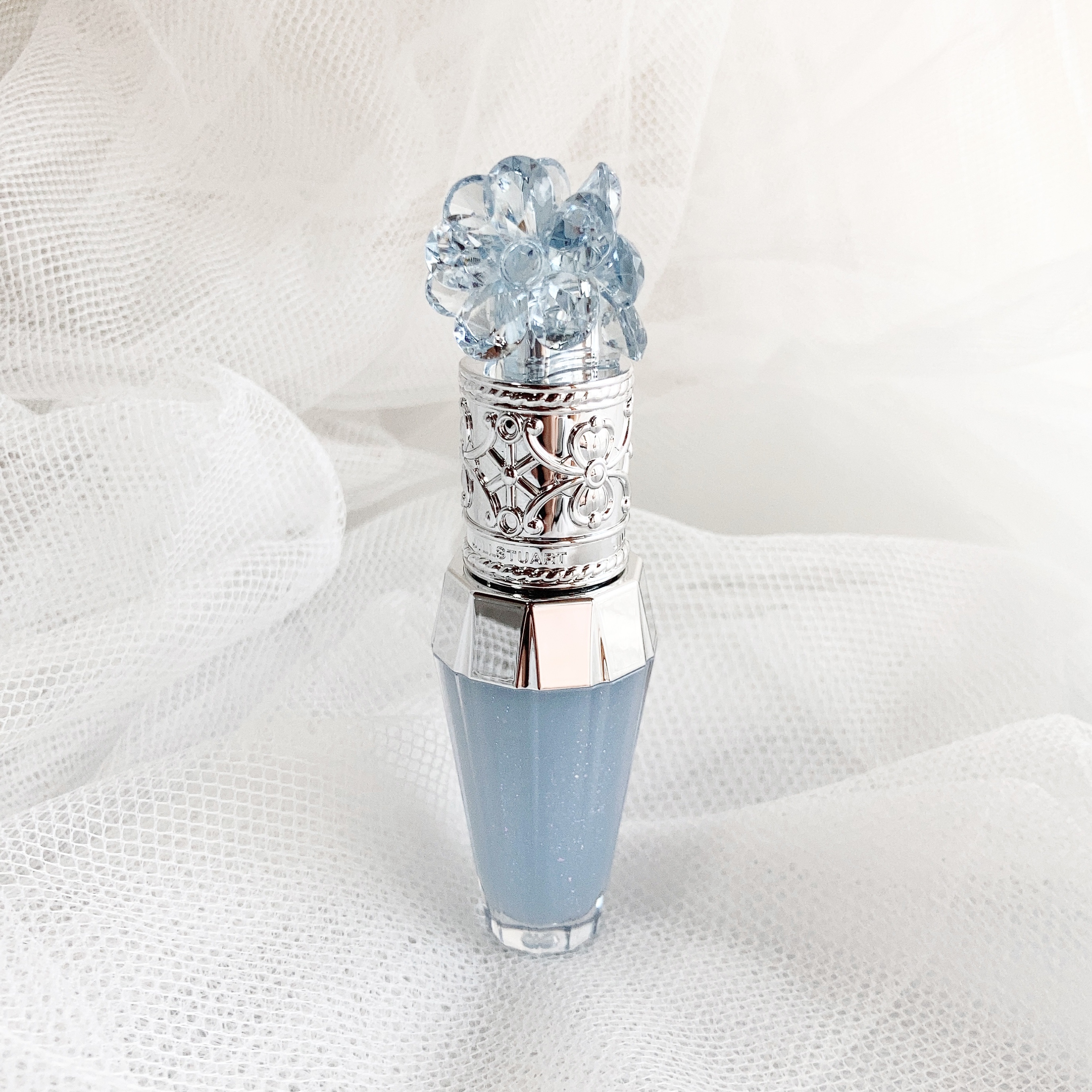 サムシングピュアブルー セント　リップブーケ セラム/JILL STUART/リップ美容液を使ったクチコミ（2枚目）