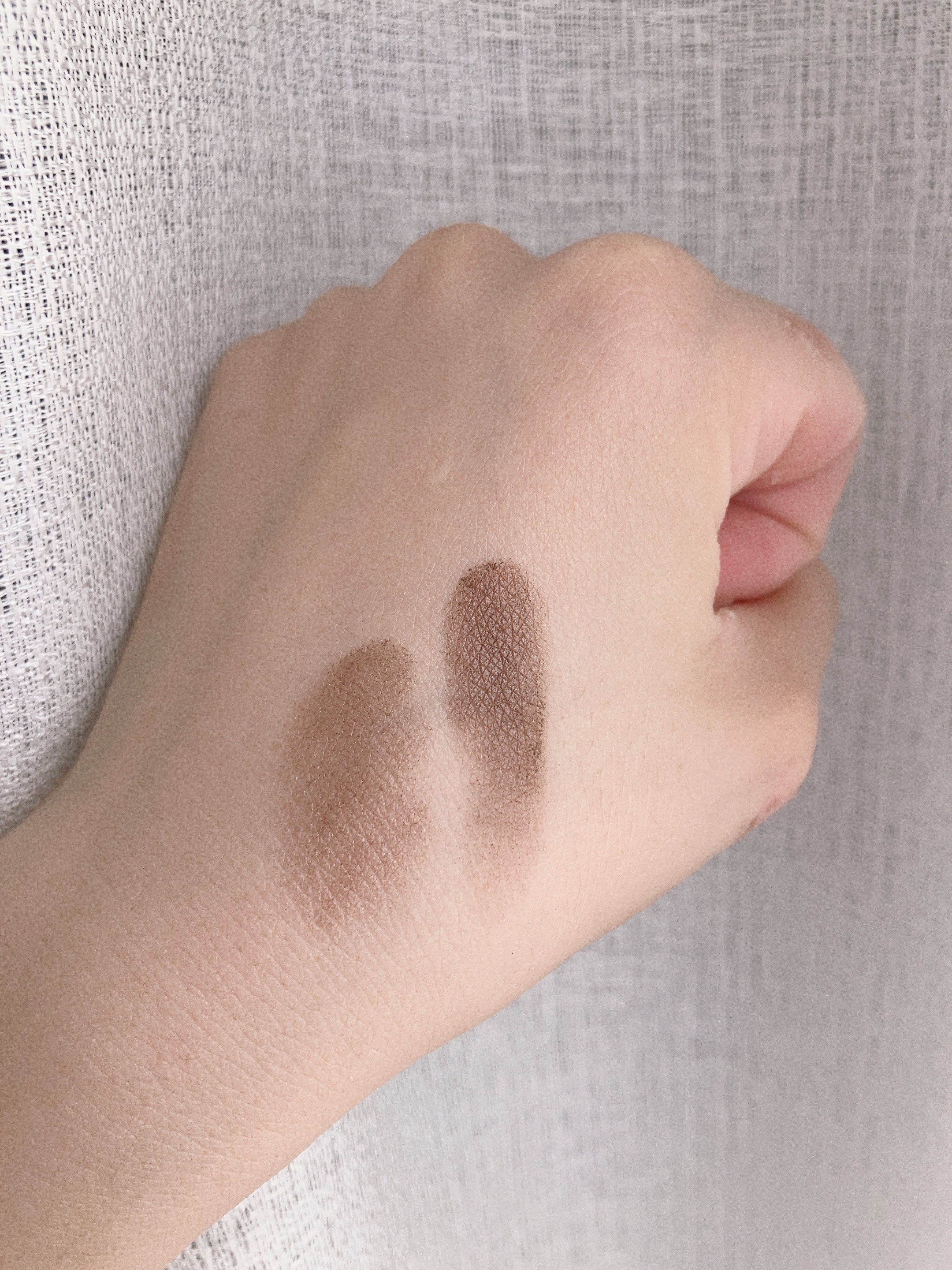 パラドゥ シングルアイシャドウ	 GY01 グレージュ/パラドゥ/単色アイシャドウを使ったクチコミ（2枚目）