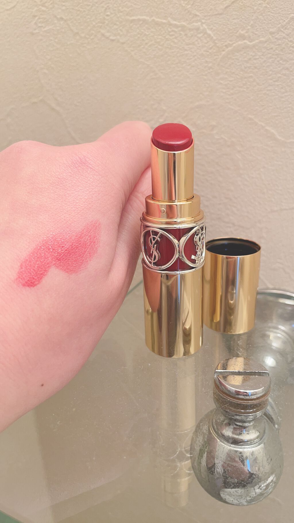 ルージュ ヴォリュプテ シャイン/YVES SAINT LAURENT BEAUTE/口紅を使ったクチコミ(3枚目)