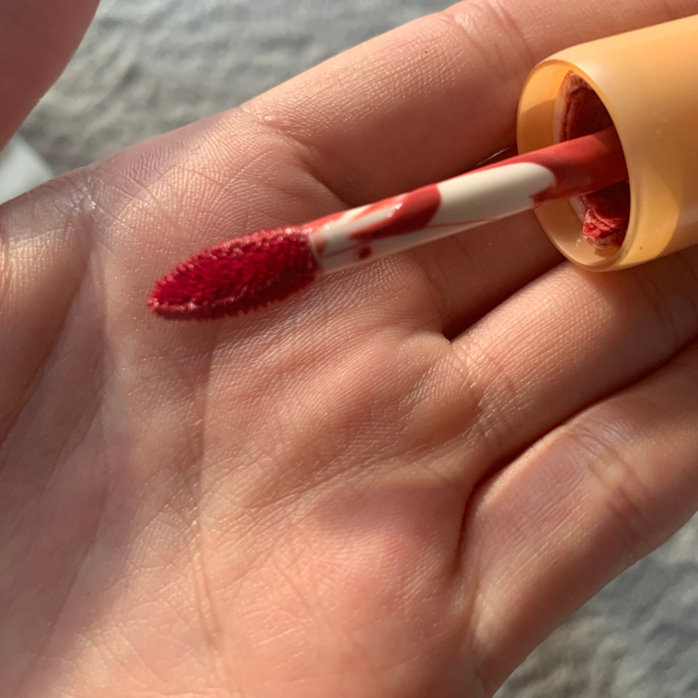 フルーティーグラムティント/Laka/リップティントを使ったクチコミ(3枚目)