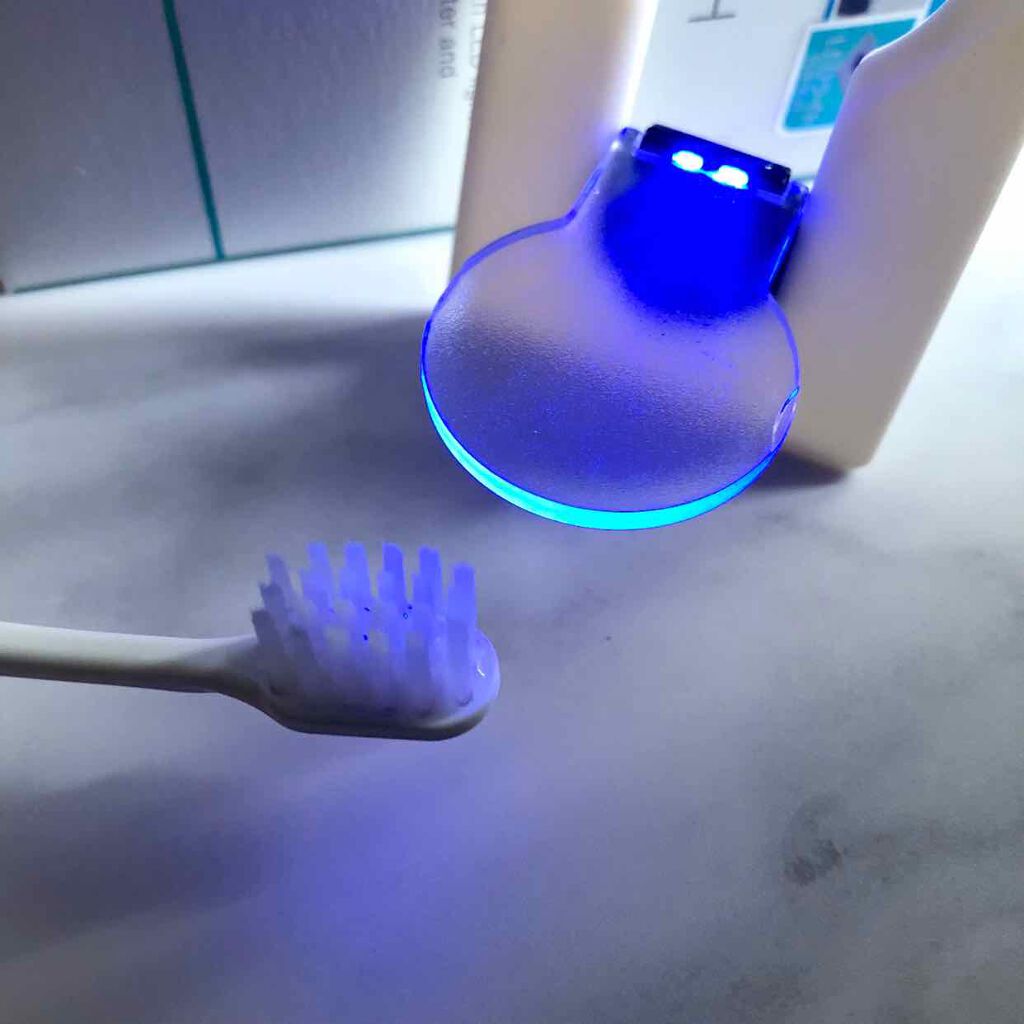 HITEETH ALL IN ONE MOUTH GEL SHINING LEDライト付き/R&/その他オーラルケアを使ったクチコミ（3枚目）