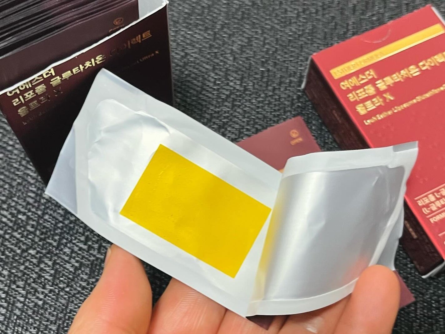 ヨエスターGLTダイレクトウルトラX/ESTHER FORMULA/美容サプリメントを使ったクチコミ(3枚目)