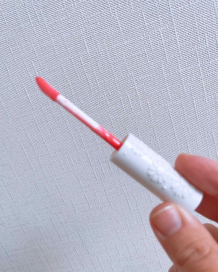 Blooming Kitty リップグロス/DAISO/リップグロスを使ったクチコミ(3枚目)