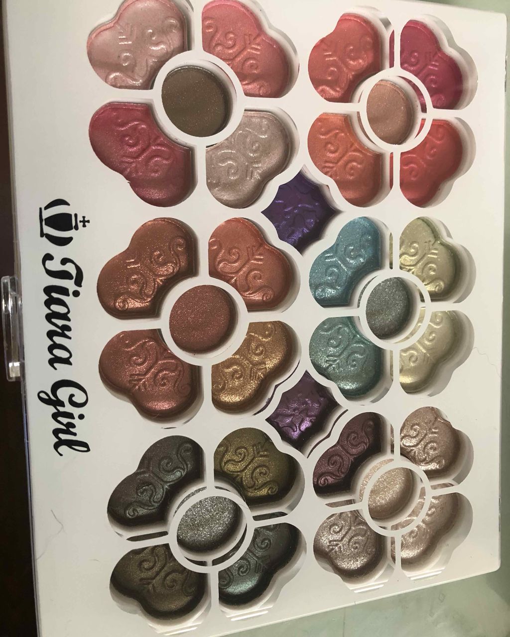 アイカラーパレット/ティアラガール/アイシャドウパレットを使ったクチコミ(1枚目)