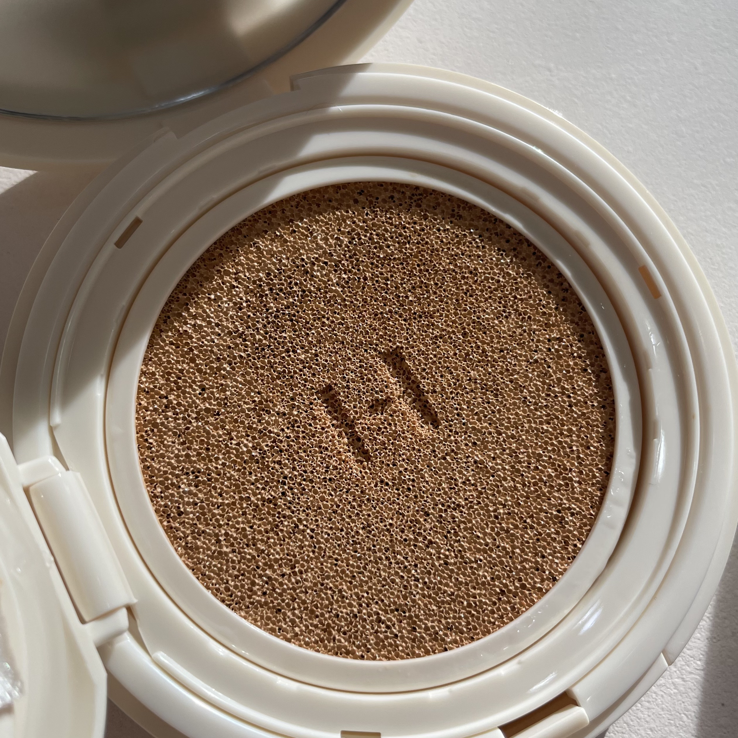 セカンドスキングロウクッション/hince/クッションファンデーションを使ったクチコミ（3枚目）