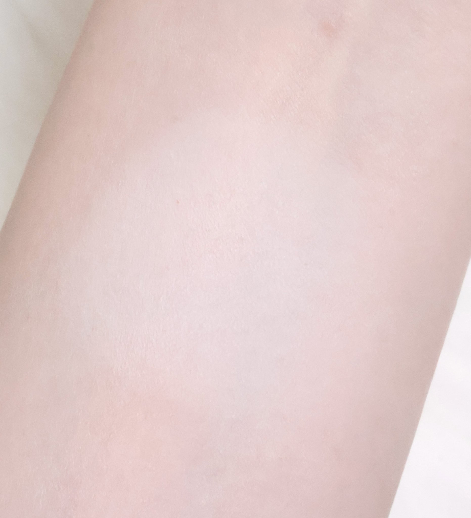 フラッターブラッシャー 00 シースルーベール/mude/パウダーチークを使ったクチコミ（2枚目）