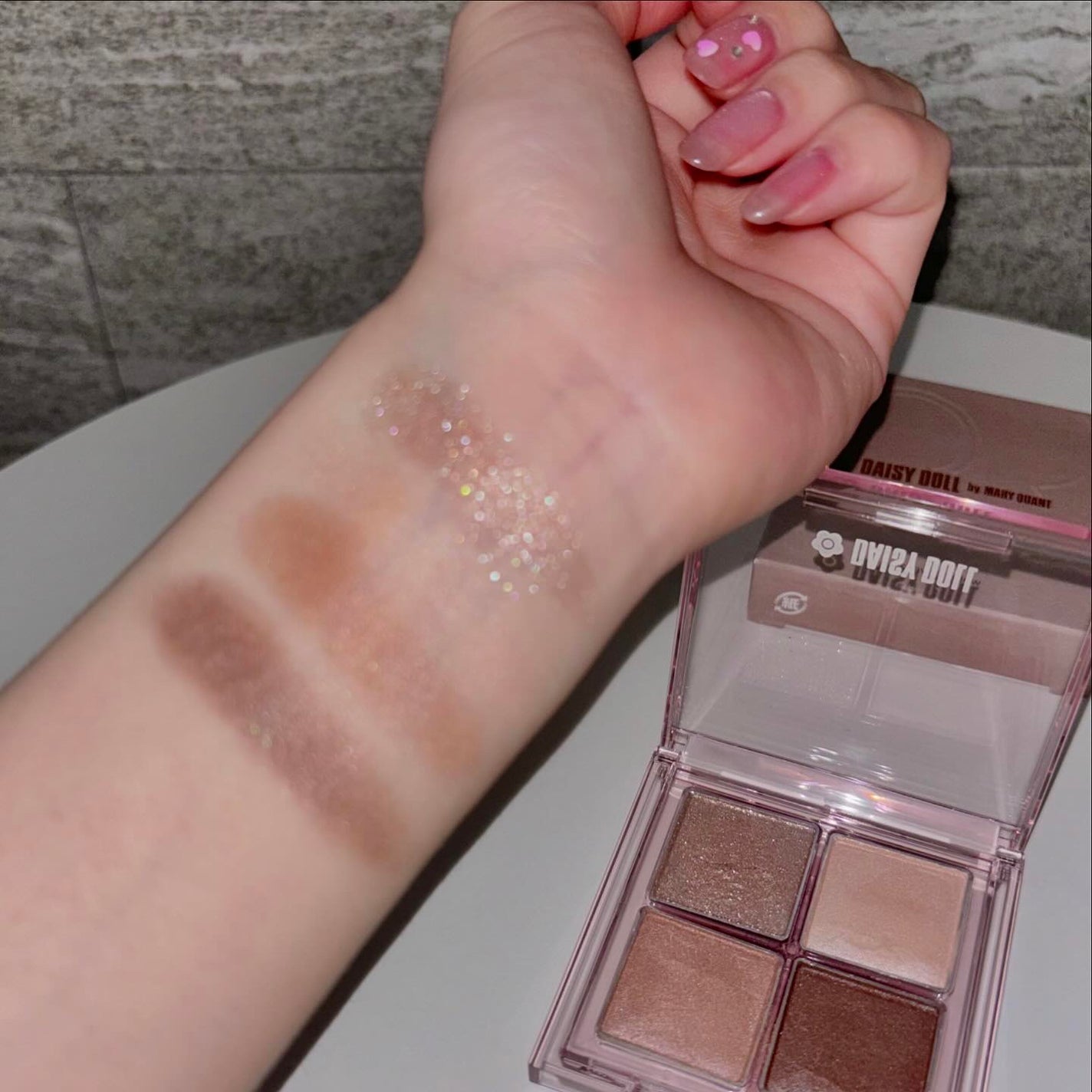 デイジードール アイ ドロー シャドウ/DAISY DOLL by MARY QUANT/アイシャドウパレットを使ったクチコミ(5枚目)