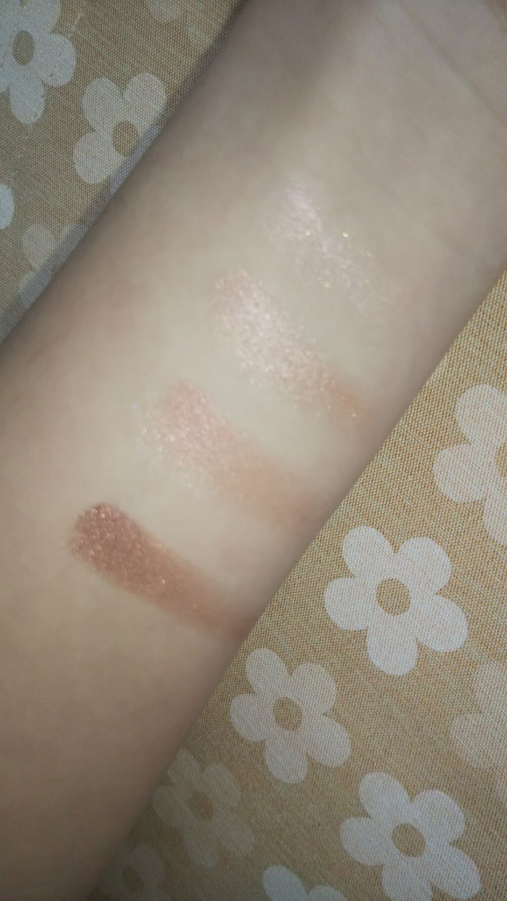 シルキースフレアイズ/キャンメイク/アイシャドウパレットを使ったクチコミ（2枚目）