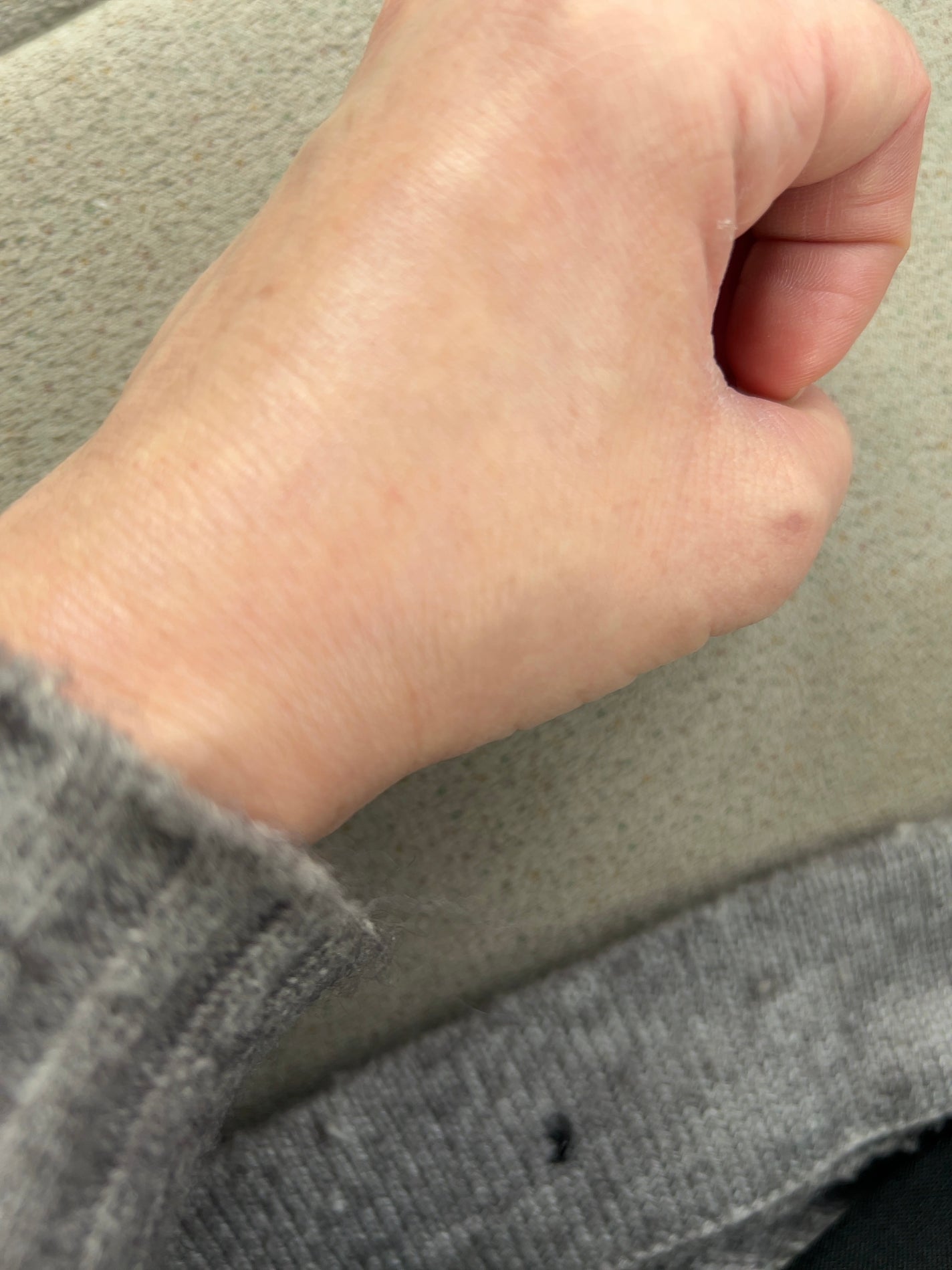 ケイト カラーコントロールアイベース/KATE/アイシャドウベースを使ったクチコミ(4枚目)