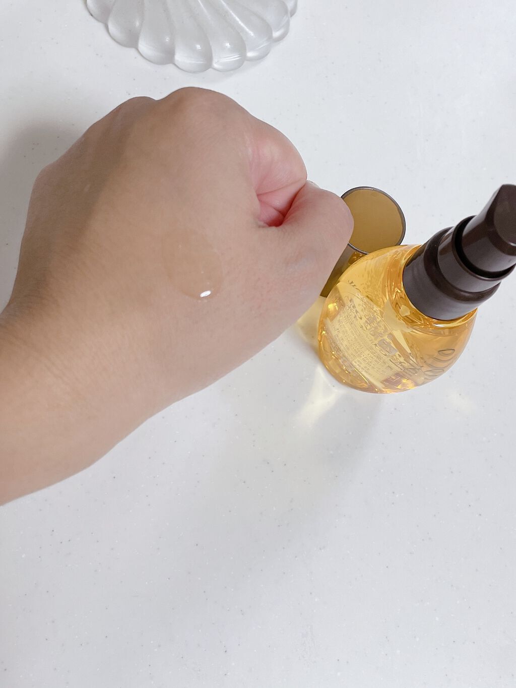 CCオイル/エッセンシャル/ヘアオイルを使ったクチコミ(4枚目)