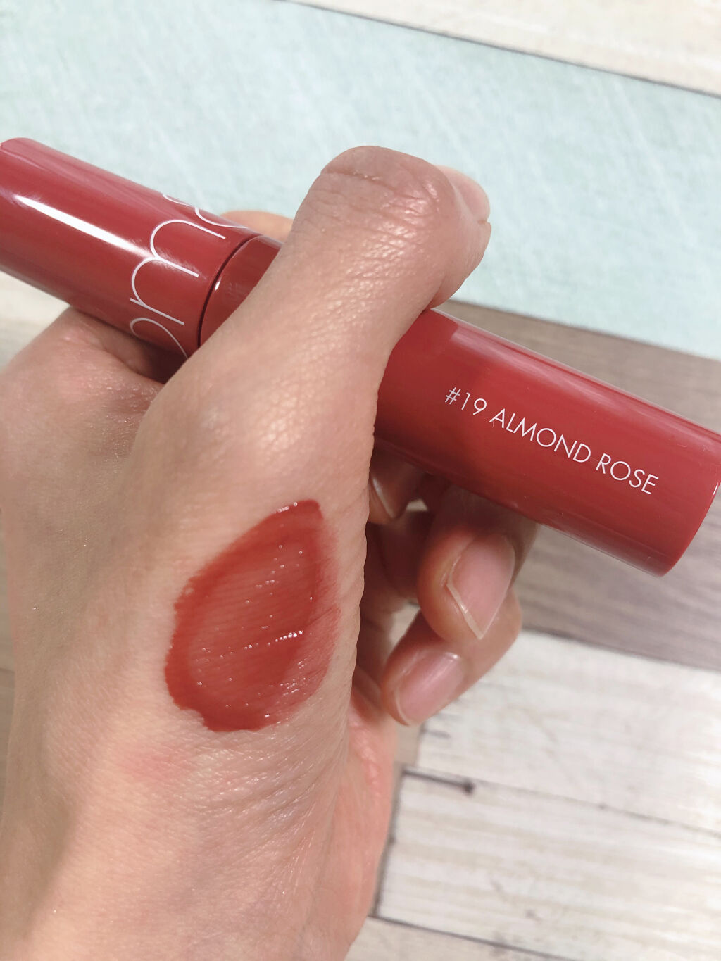 ジューシーラスティングティント/rom&amp;nd/リップティントを使ったクチコミ（3枚目）