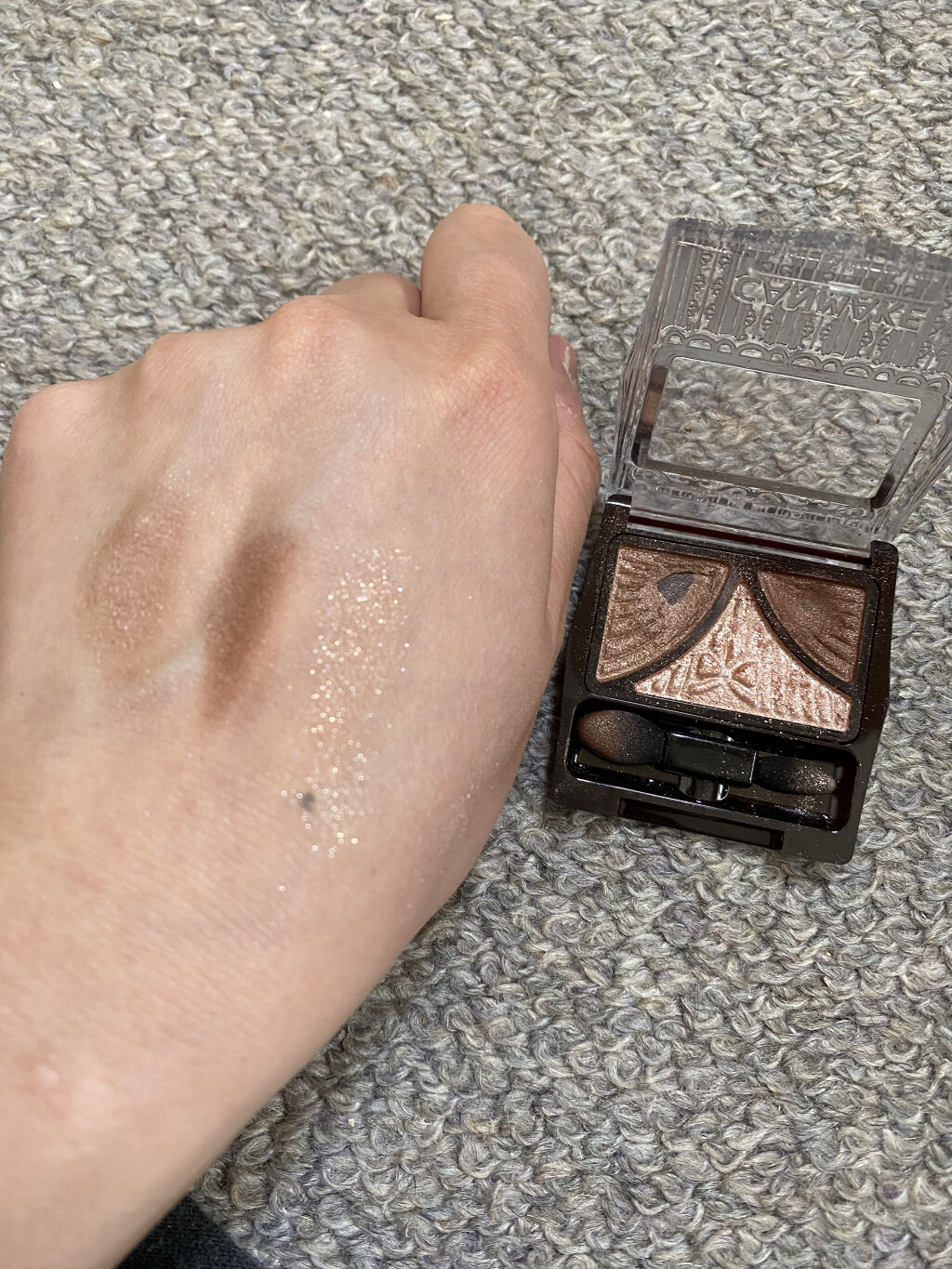 ジューシーピュアアイズ/キャンメイク/アイシャドウパレットを使ったクチコミ（2枚目）