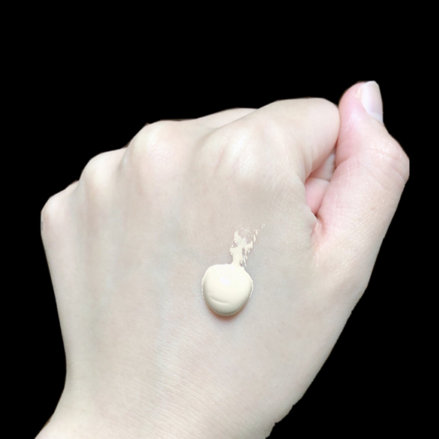 エアリーフィルターモイスチャートーンアップB.B/earfit/BBクリームを使ったクチコミ(4枚目)