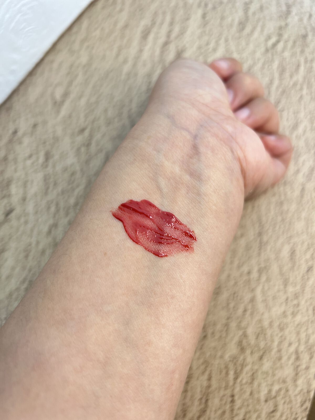 ジューシーラスティングティント 16 コルニソーダ(CORNI SODA)/rom&nd/リップティントを使ったクチコミ（3枚目）