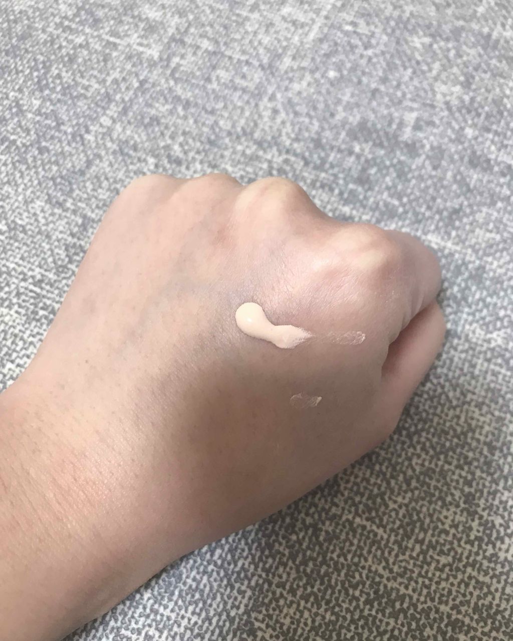 モイスチュアライジング ファンデーション プライマー S/PAUL & JOE BEAUTE/化粧下地を使ったクチコミ(2枚目)