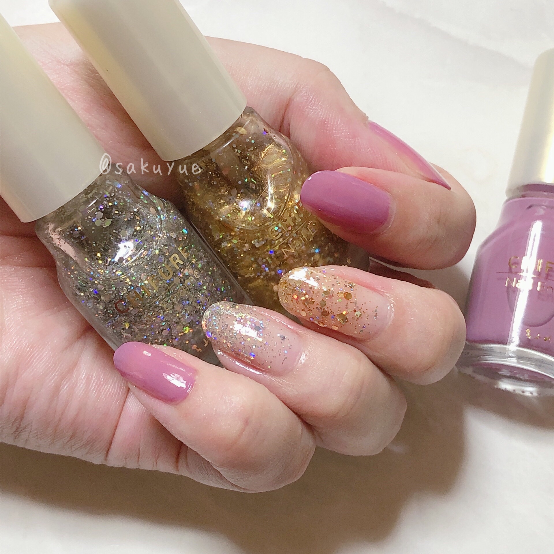 こんにちは、ゆえです。
今回はネイルの塗り替えですよ〜

ここ最近はとあるゲームのイメージネイルをしてて、実は今回で5回目になります(￣▽￣;)

【ベースコート】
ちふれ ベースコート
【カラー】
ちふれ ネイルエナメル
［349］パープ