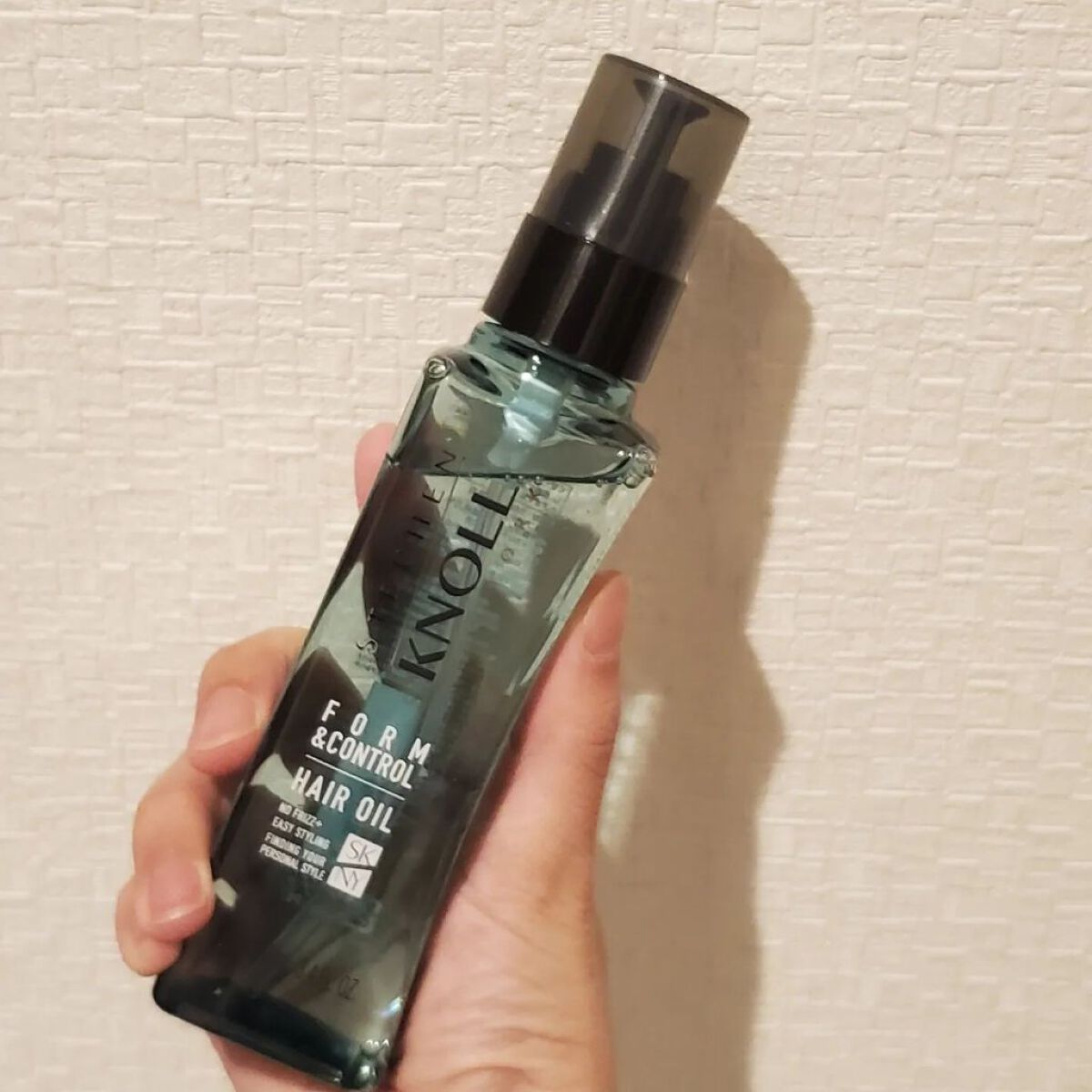 フォルムコントロール ヘアオイル Ｗ/スティーブンノル ニューヨーク/ヘアオイルを使ったクチコミ（1枚目）