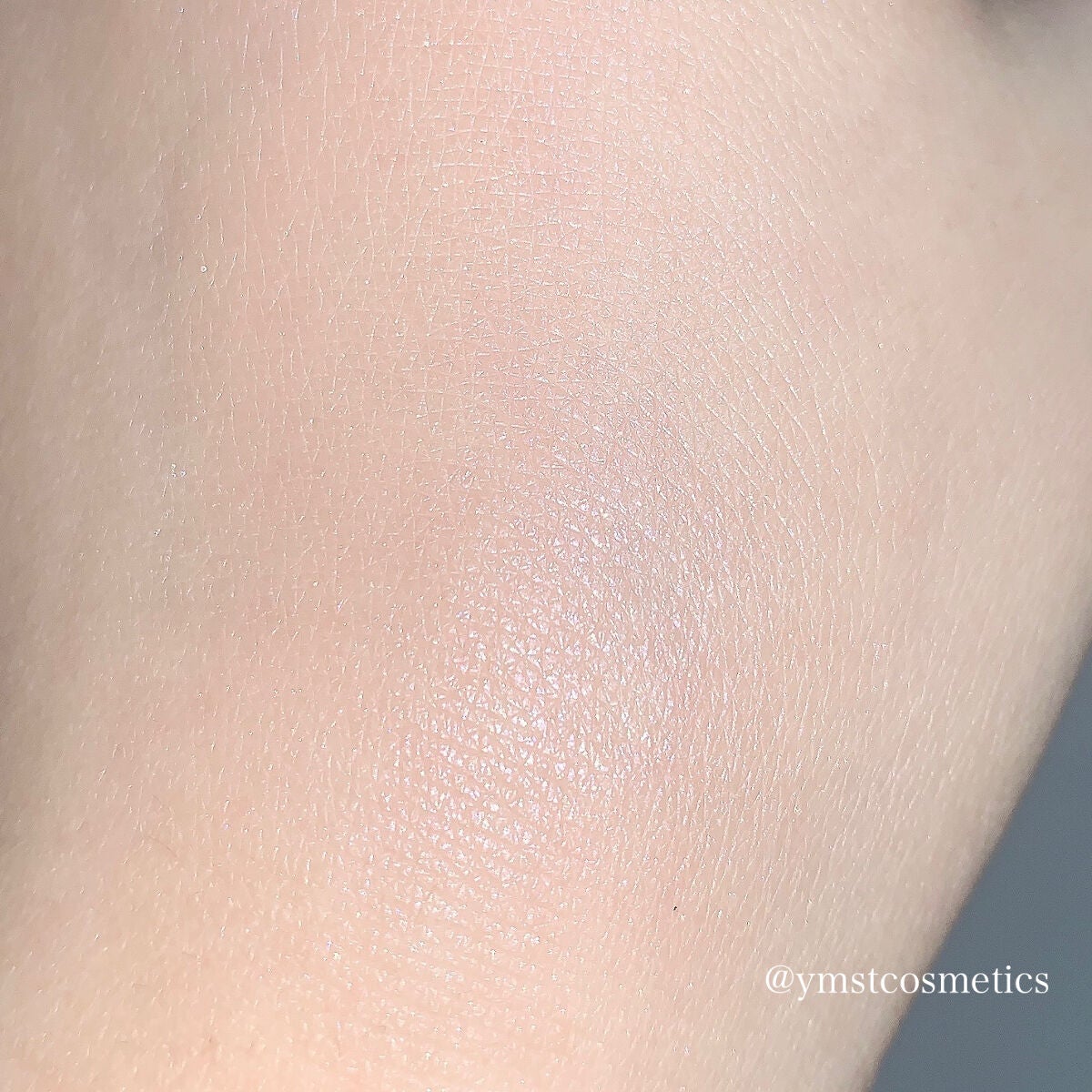 パールグロウニュアンサー/CEZANNE/パウダーハイライトを使ったクチコミ(6枚目)