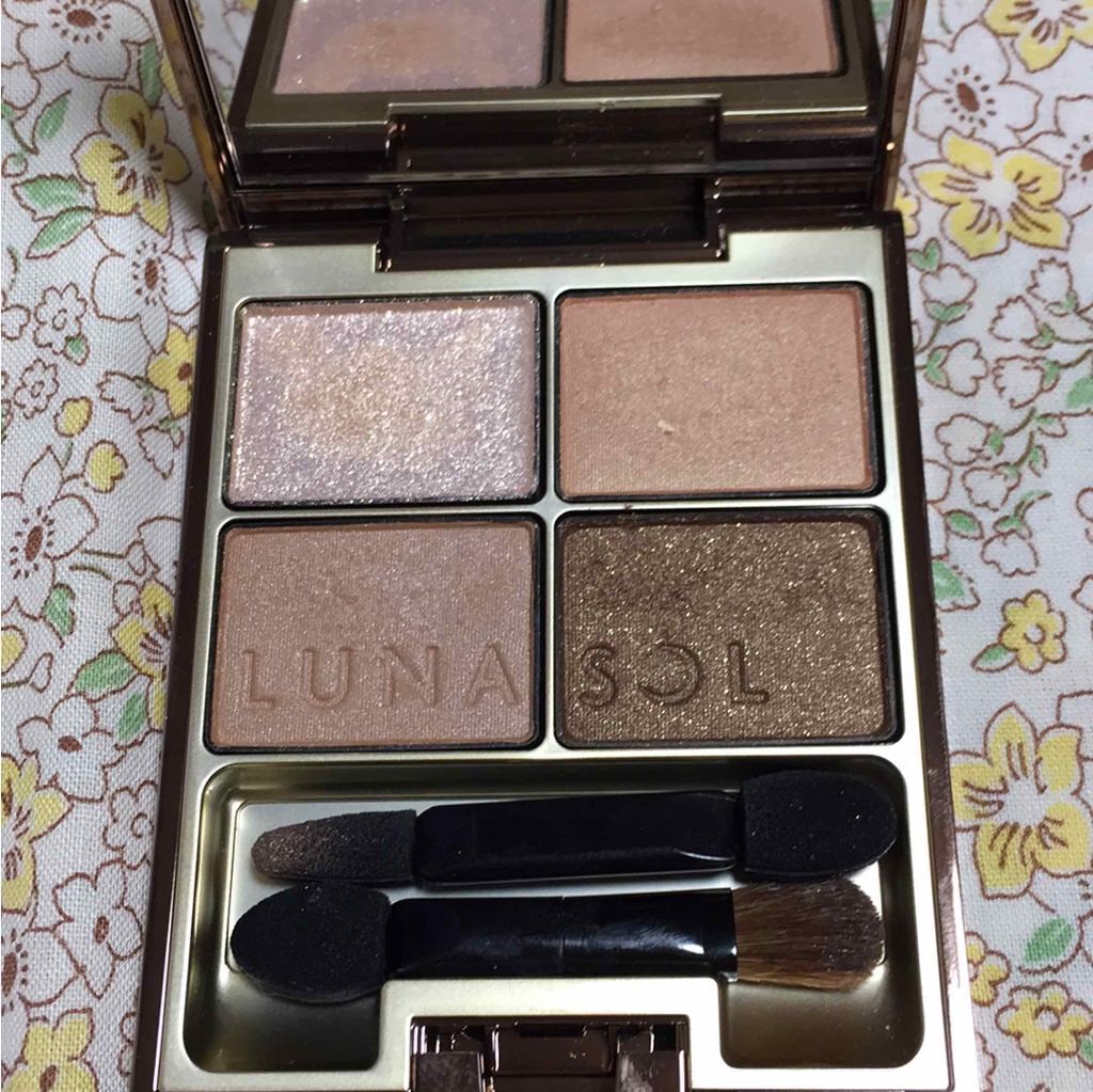 スキンモデリングアイズ/LUNASOL/アイシャドウパレットを使ったクチコミ(1枚目)
