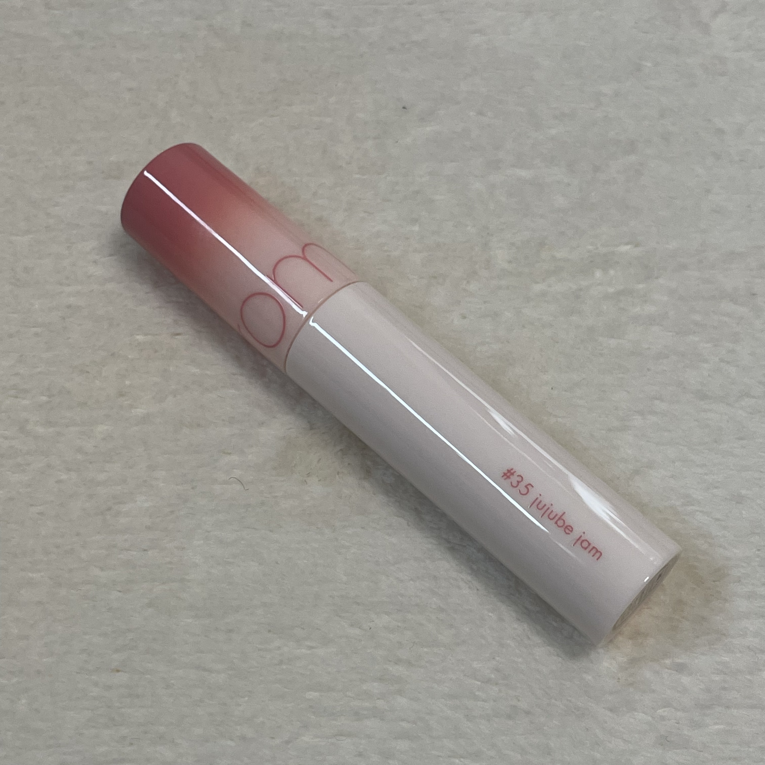 ジューシーラスティングティント 35 ベアジュジュブジャム(BARE JUJUBE JAM)/rom&nd/リップティントを使ったクチコミ（3枚目）