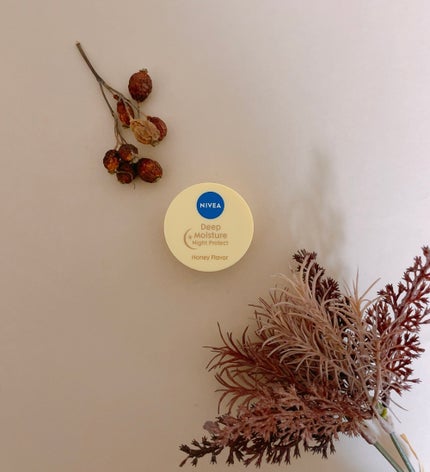 ディープモイスチャーナイトプロテクト はちみつの香り/ニベア/リップマスクを使ったクチコミ(1枚目)