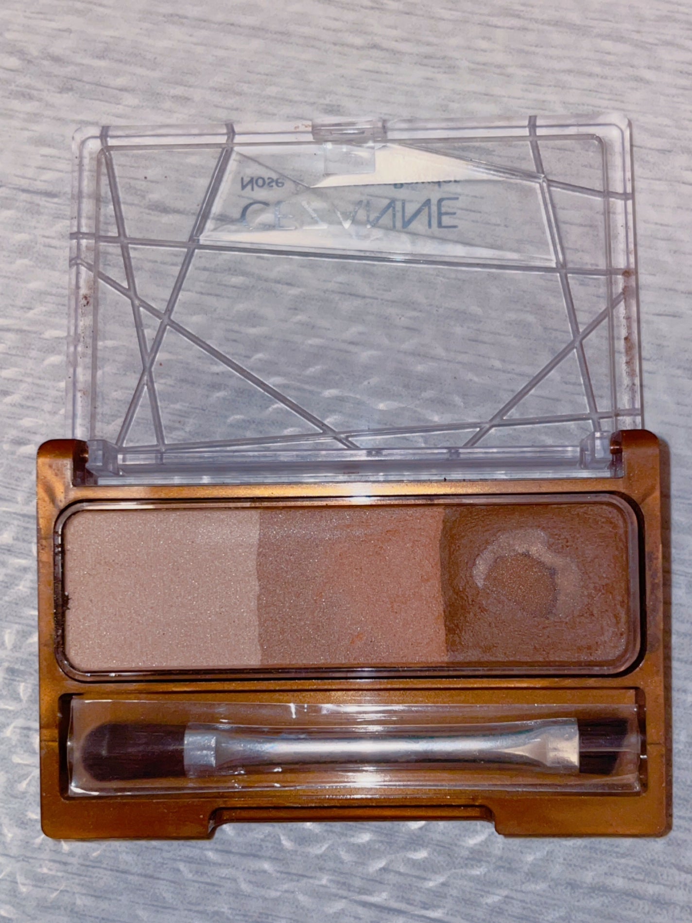 ノーズ&アイブロウパウダー/CEZANNE/パウダーアイブロウを使ったクチコミ(1枚目)