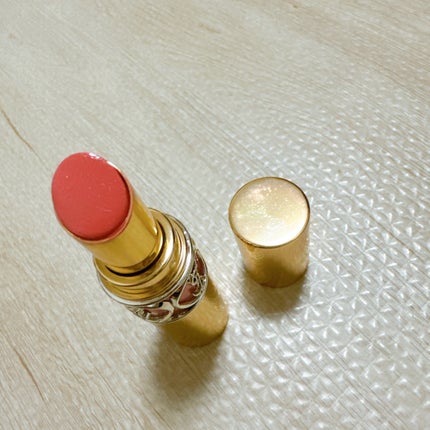 ルージュ ヴォリュプテ シャイン/YVES SAINT LAURENT BEAUTE/口紅を使ったクチコミ(3枚目)